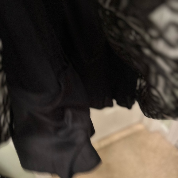 /NWT - for occasion- dress black & white embroidery. Bottom lining, tule,lining - Picture 8 of 9